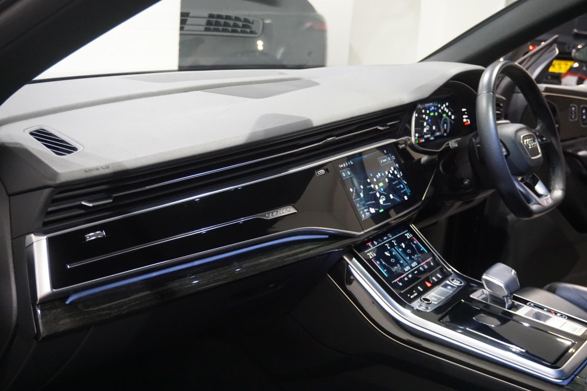 Audi Q8 3.0 TFSI V6 55 Black Edition SUV 5dr Petrol Tiptronic quattro Euro 6 (s/s) (340 ps)